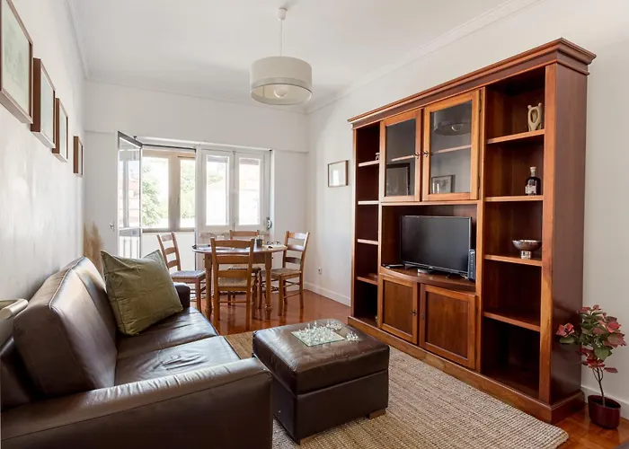 Campolide 2Br Flat