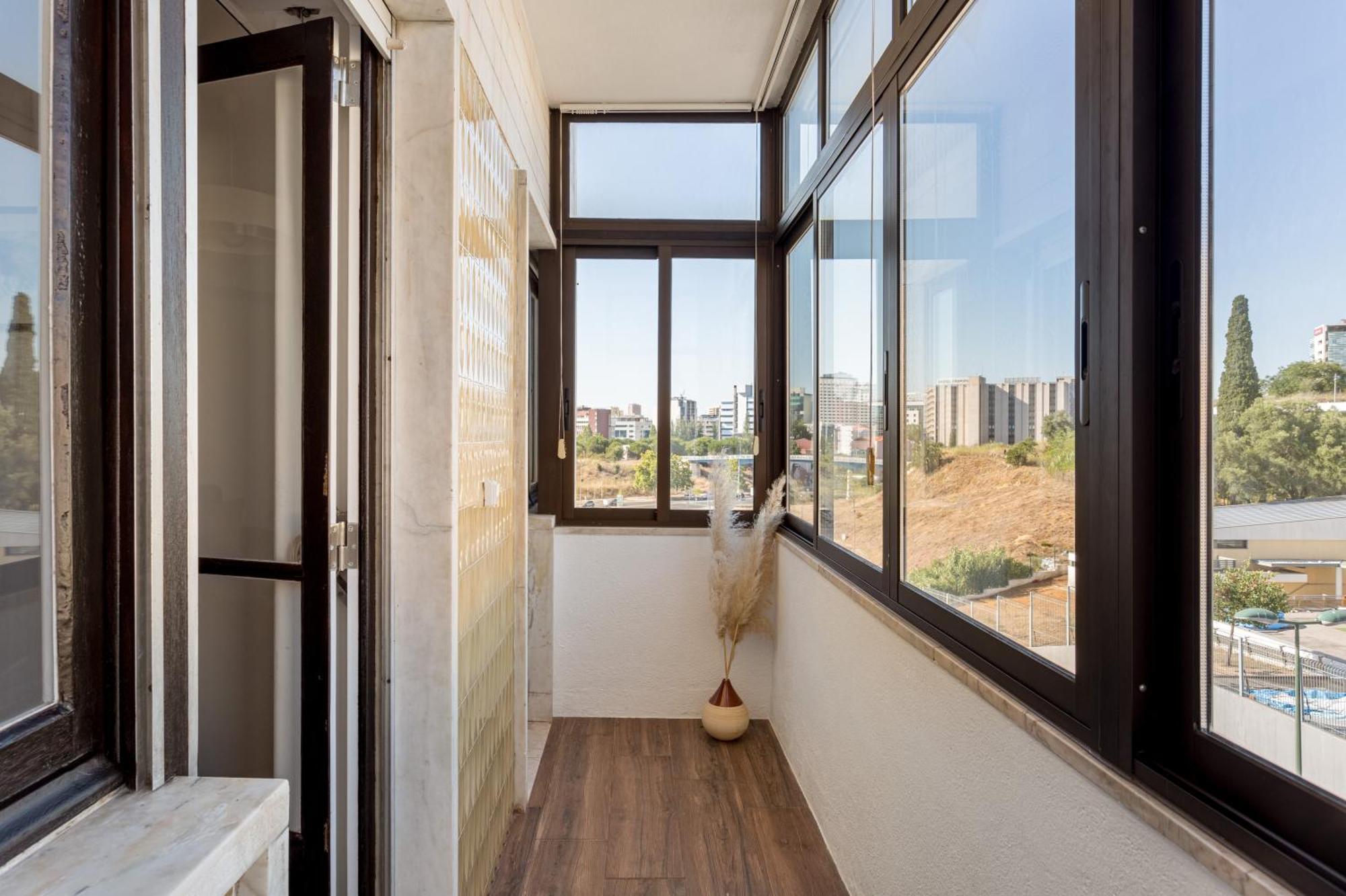 Campolide 2br Flat * Lissabon