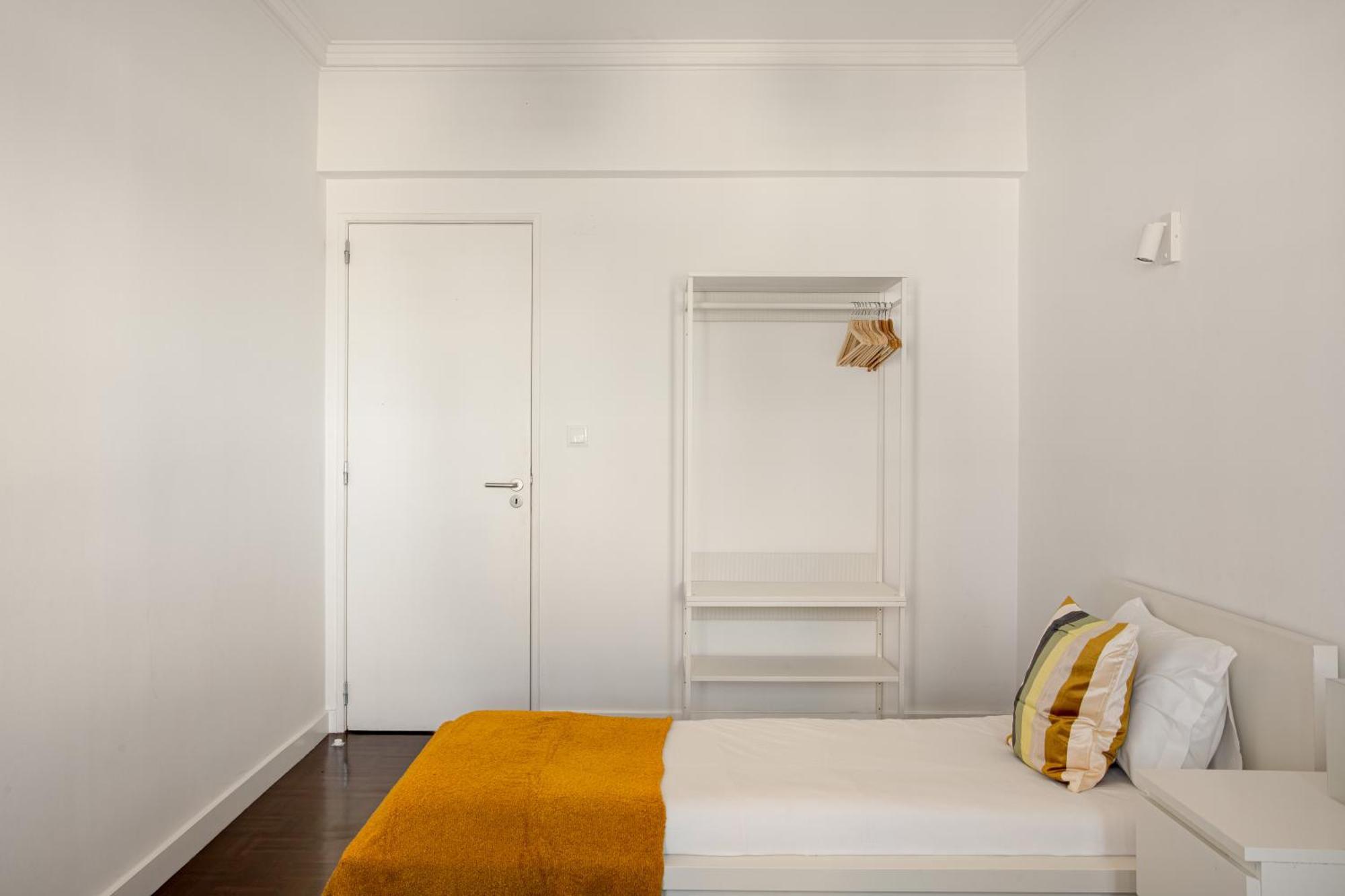 Campolide 2br Flat Lissabon