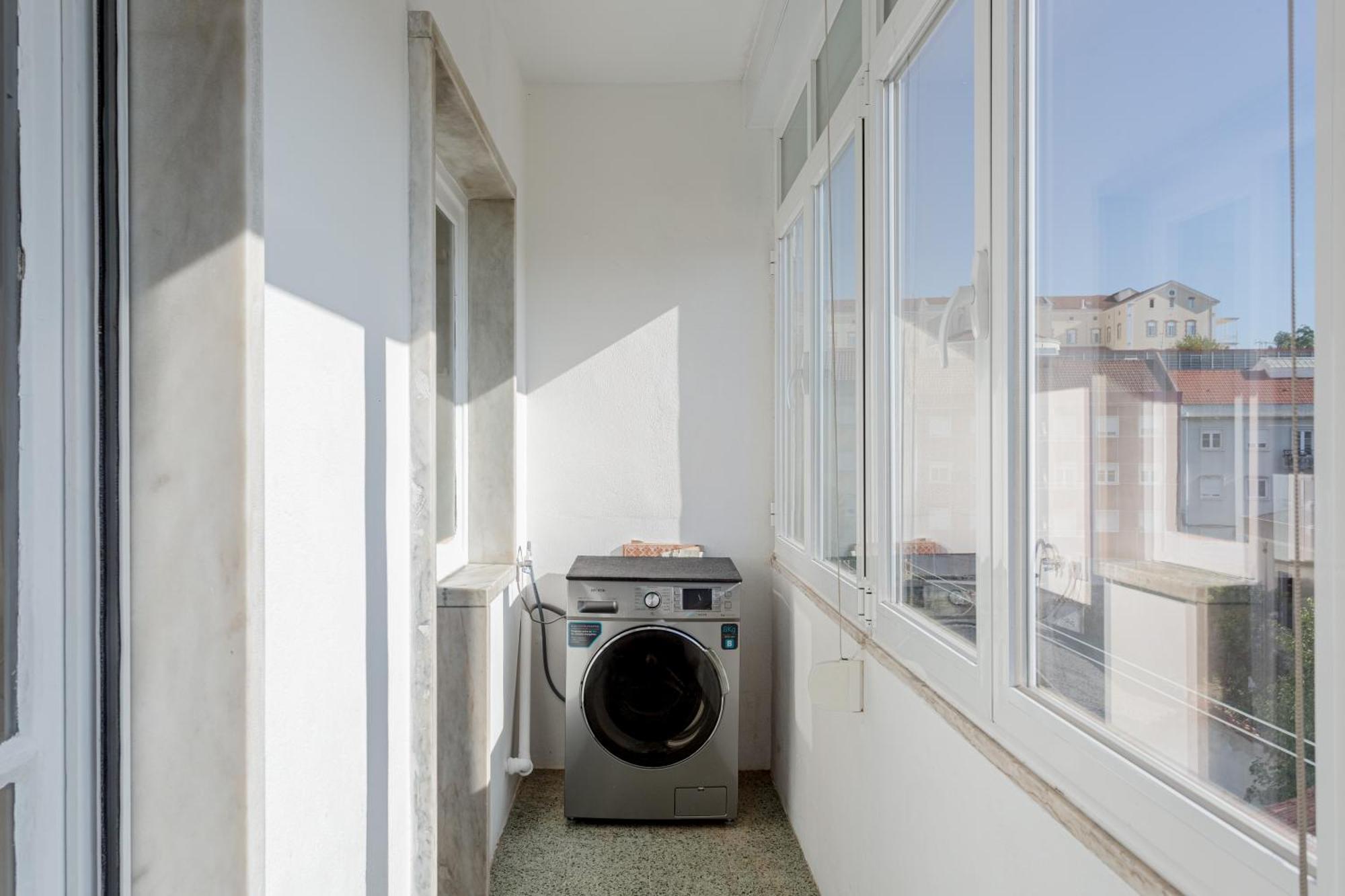 Campolide 2br Flat Lissabon