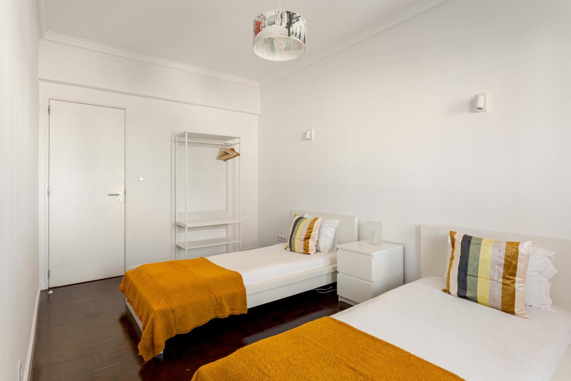 Campolide 2br Flat Appartement *