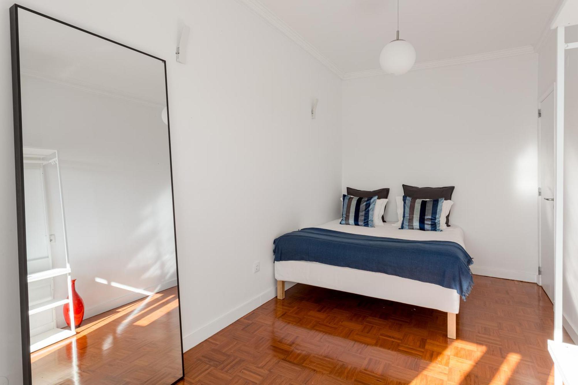 Appartement Campolide 2br Flat Lissabon